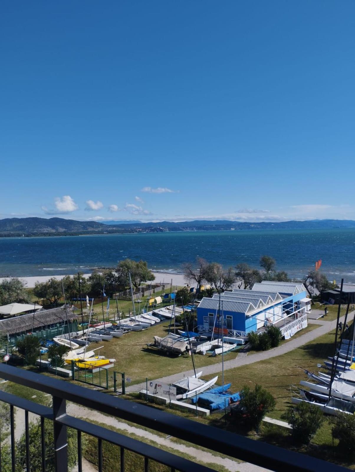 Appartamento Luxury Vista Mare Per 6 Persone A Marina Julia Kültér fotó
